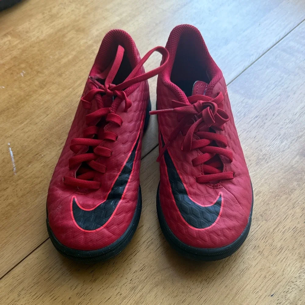 Nike bright red